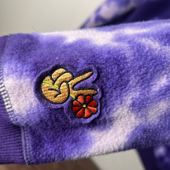 Primitive Skateboarding Hoodie Size Large Purple Graphic Design - Picture 4 of 6